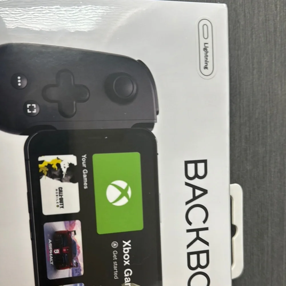 BACKBONE Lightning Xbox Gaming Controller for iPhone Brand New sealed!